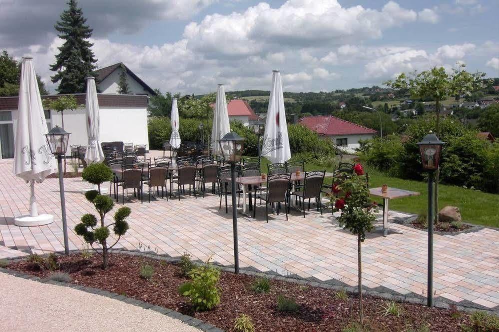 Akzent Hotel Haus Sonnenberg شوتن المظهر الخارجي الصورة