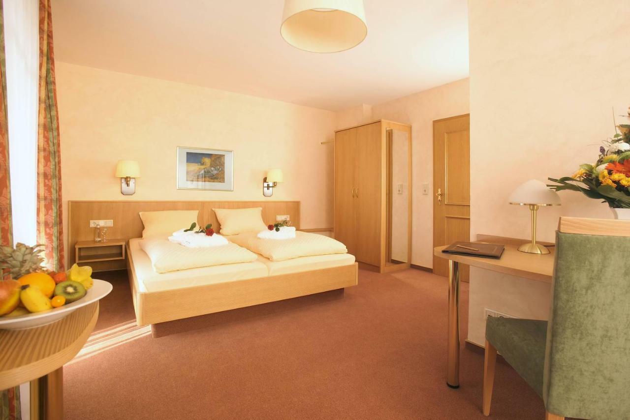 Akzent Hotel Haus Sonnenberg شوتن المظهر الخارجي الصورة